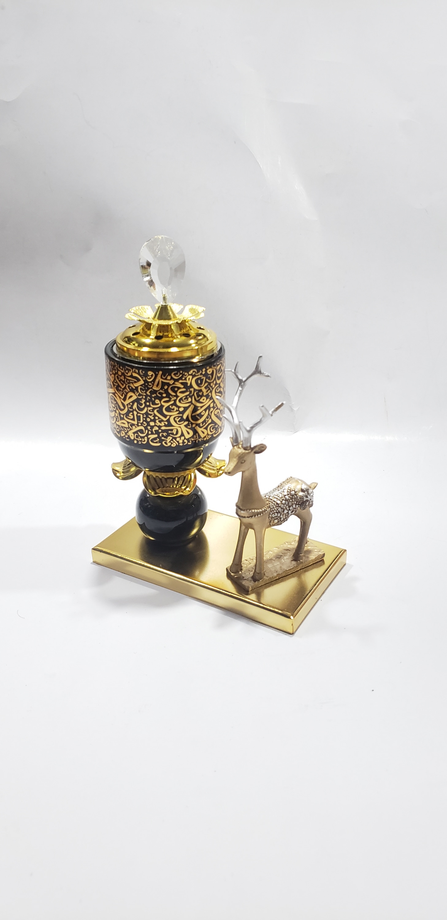 مبخرة سيراميك مع تحفة غزال ZA-4619
