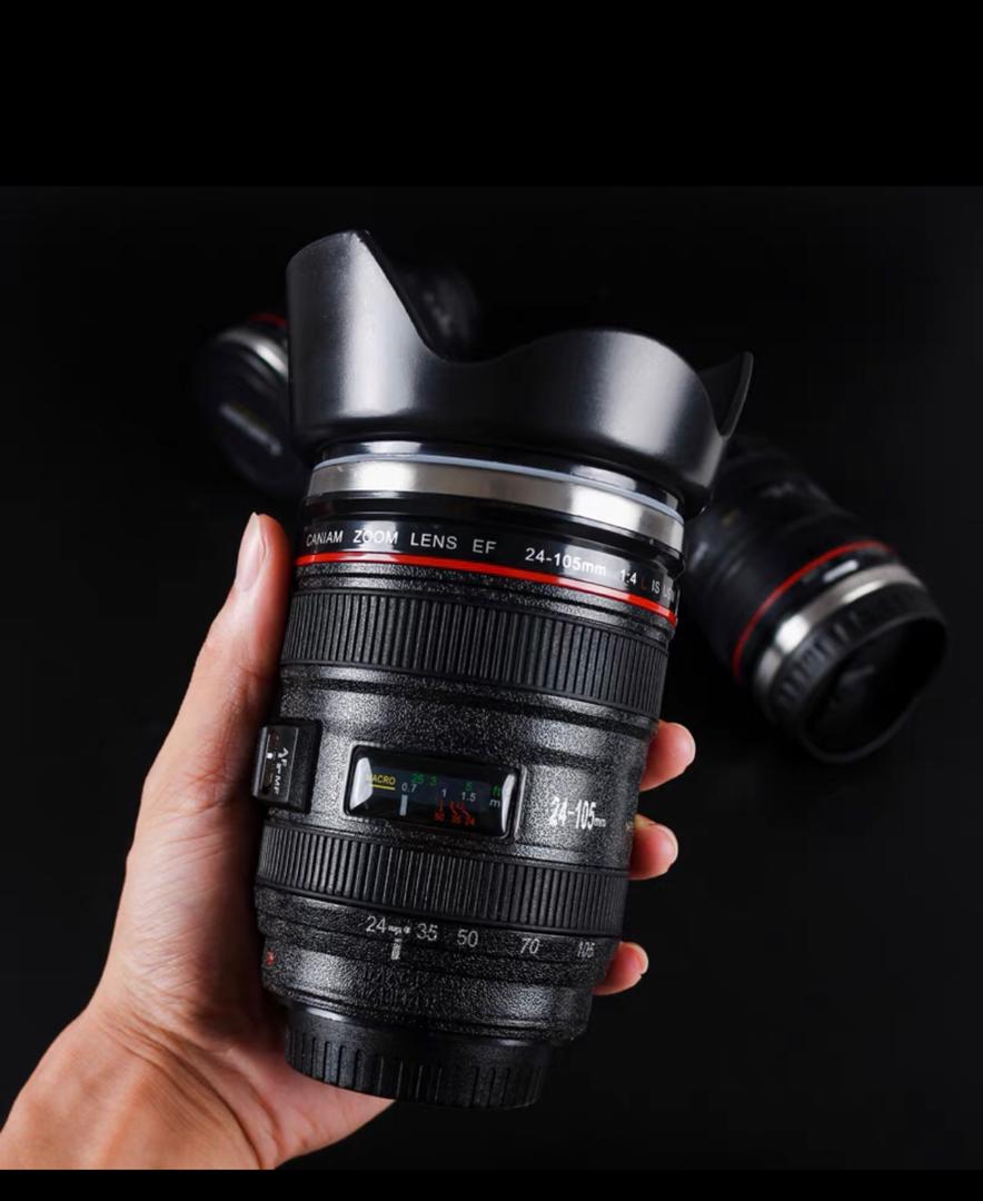 كوب مشروبات شكل عدسة