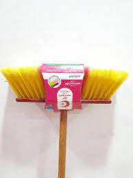 مكنس هلال ونجمة كثيف ملون مع عصأ